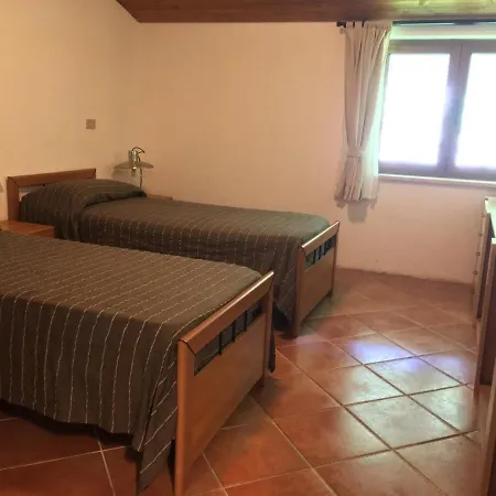 Bosco Delle Rune ..un Angolo Di Paradiso Platischis